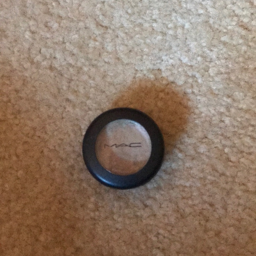 Mac eyeshadow